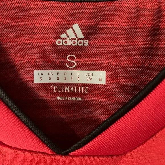 Manchester United Home Kit Top Sz S - Picture 3 of 5